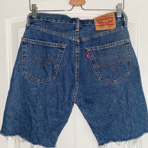 Men’s fit Levi’s 505 shorts size 30 - Picture 4 of 4